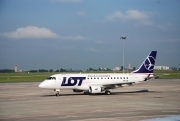 Polské aerolinky LOT plánují od léta více spojů do Prahy