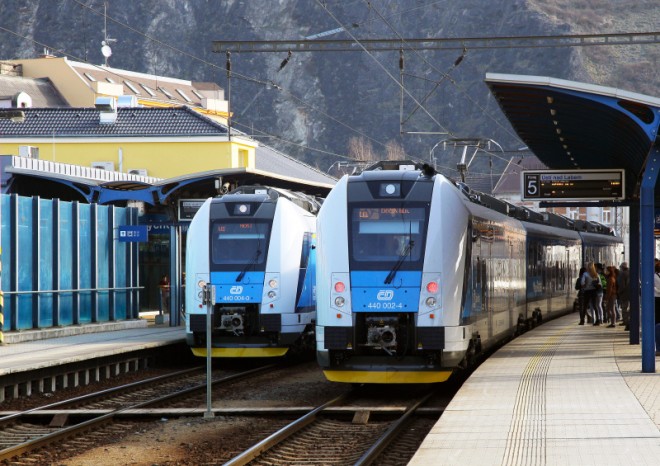 Na Ústecku bude jedna jízdenka stačit na vlaky i autobusy