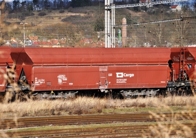 Maďarsko začalo povolovat provoz zahraničních vozů