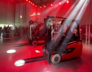 Roadshow Linde Material Handling ČR s novou řadou vysokozdvižných vozíků 1251