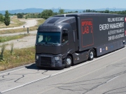 Renault Trucks ověřuje v praxi svou vizi šetrné dopravy