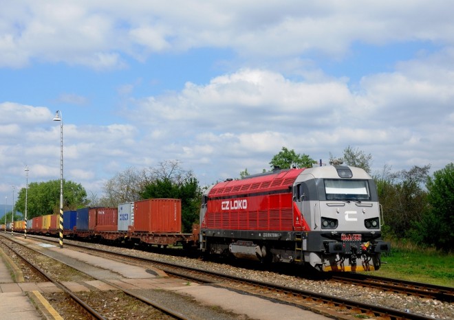 ​Maďarský CER Cargo Holding kupuje další lokomotivy od CZ LOKO