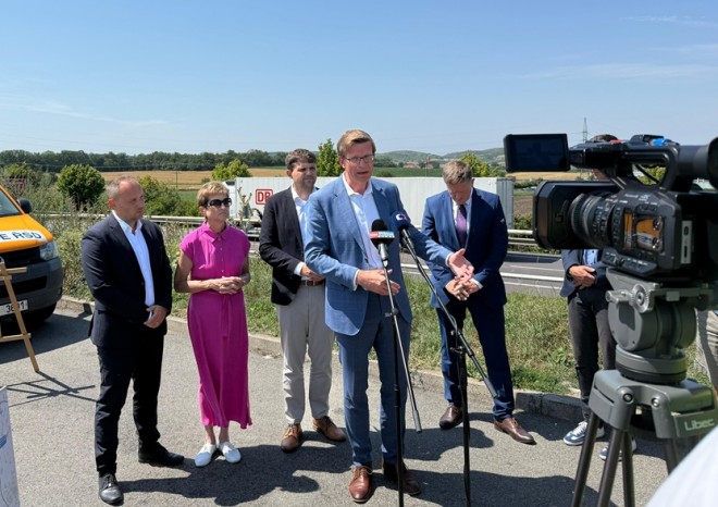 ​Dostavba dálnice D52 z Pohořelic k Rakousku má kladné posouzení EIA