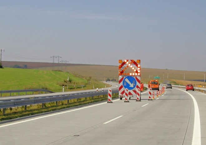 Léto přinese rekordní počet uzavírek, objíždět je nebude kudy