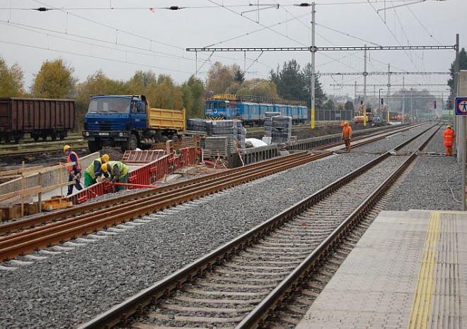 Tripartita se nedohodla na zvýšení financí pro dopravu