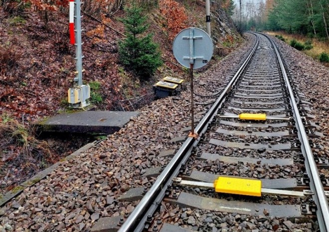 ​Na provoz mezi Prahou a Milovicemi dohlíží ETCS, vlaky zrychlí na 160 km/h