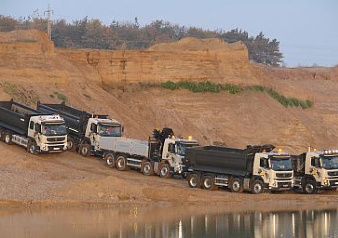 Volvo českým zákazníkům představilo nový model FMX