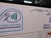 ​Platby bezkontaktními kartami v autobusech se rozšiřují na Příbramsko