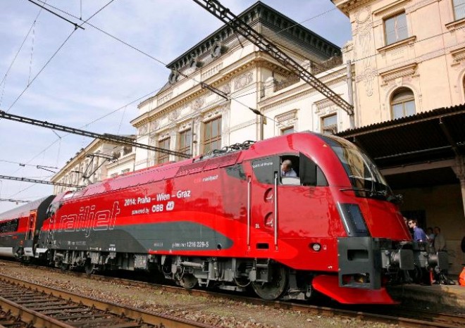 Soud: České dráhy chybovaly v původním záměru na nákup souprav railjet