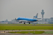 KLM kvůli nedostatku zaměstnanců zruší do konce srpna denně až 20 letů po Evropě