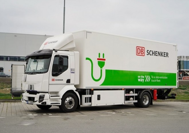 ​DB Schenker rozšířil flotilu svých elektrických vozidel o dva nové modely Renault Trucks E-Tech D