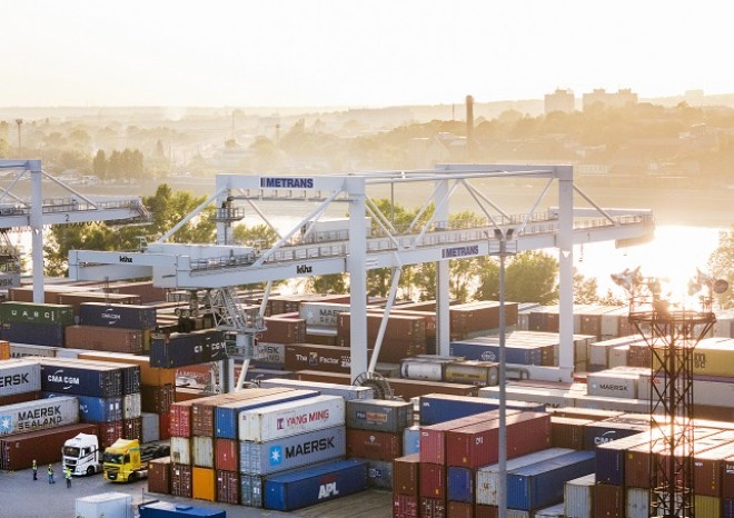 ​HHLA slaví letos 140 let a třicetiletou spolupráci se společností METRANS