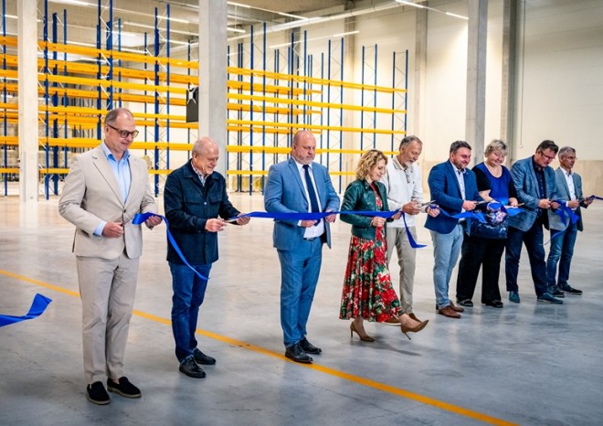 ​ICOM transport slavnostně otevřel moderní logistickou halu v Holýšově