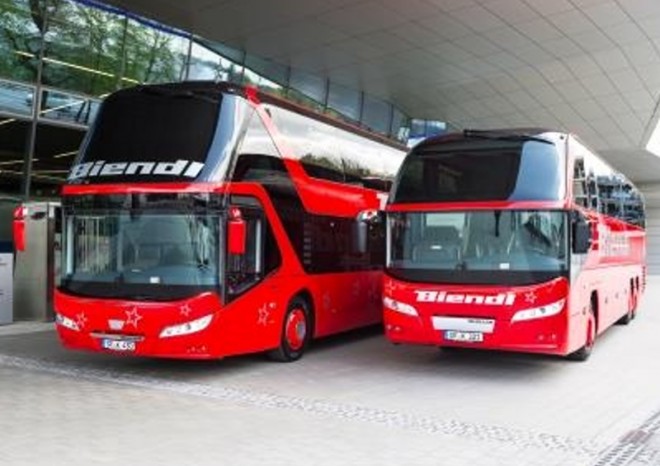 ​Společnost Biendl Reisen převzala 75. autobus NEOPLAN