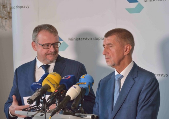 Ministr dopravy Dan Ťok se rozhodl odejít z vlády