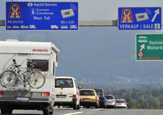 ​Rakousko pro příští rok zdražilo dálniční známky