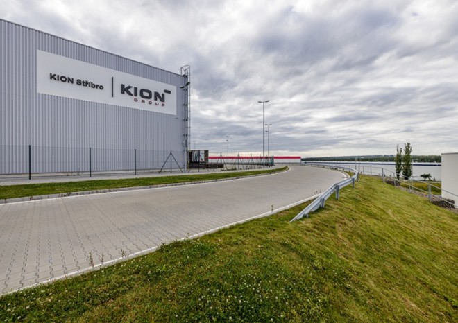 ​Továrna KION Group ve Stříbře se dále rozšiřuje, patří mezi nejmodernější na světě