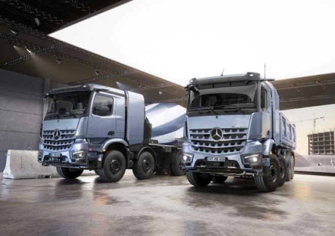 ​Mercedes-Benz Trucks představuje nový eArocs 400 na veletrhu bauma 2025