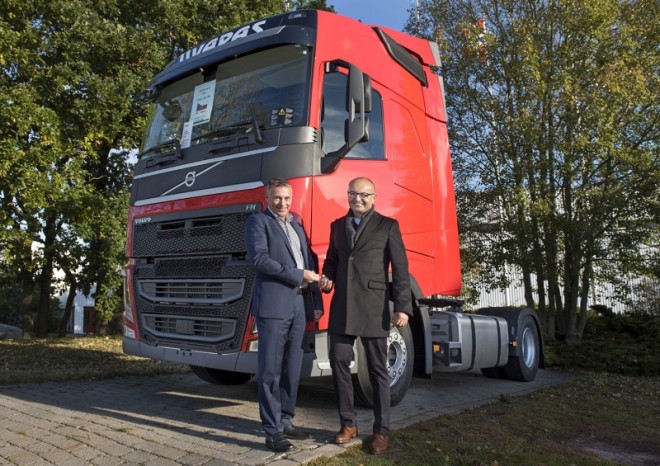 ​Dopravní společnost VAPAS převzala již sté Volvo