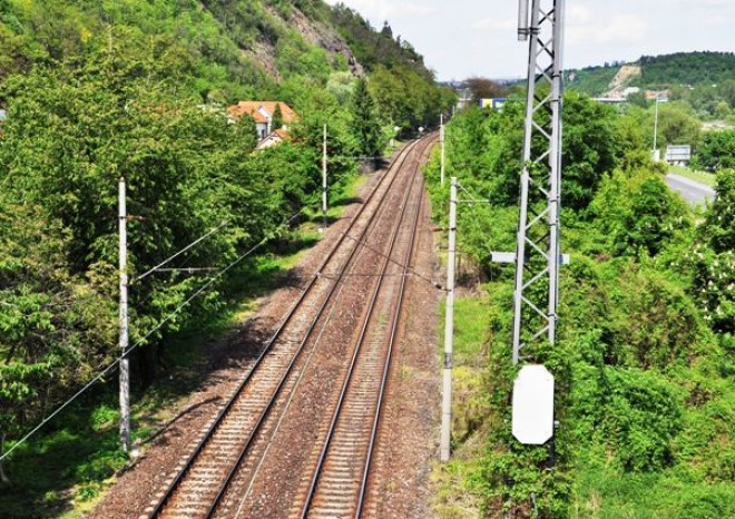 Drážní úřad musí znovu posoudit plán SŽDC na zvýšení poplatku
za koleje