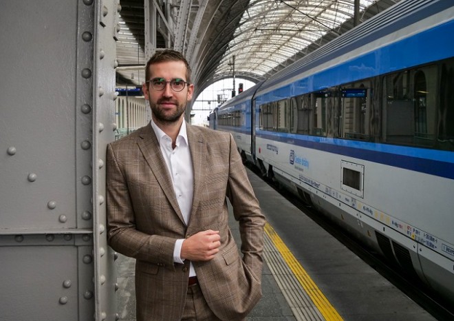 Michal Krapinec (ČD): Obnova elektrických vlaků PID bude největší investicí od vzniku ČR
