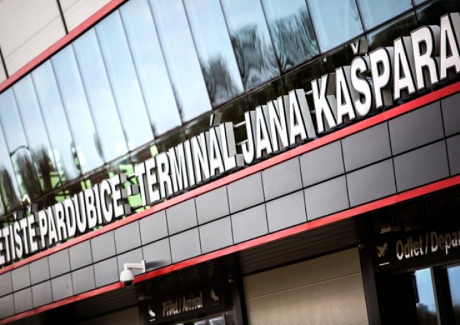 Letištní terminál v Pardubicích bude v provozu asi od konce ledna