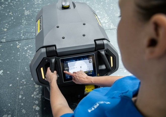 ​Čistota ve skladech není jen estetika, prodlužuje životnost techniky a chrání zdraví zaměstnanců