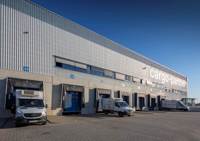 Společnost cargo-partner přijímá nové výzvy v silniční přepravě