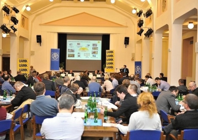 Mezi viníky dopravních nehod patří i stav dopravní infrastruktury