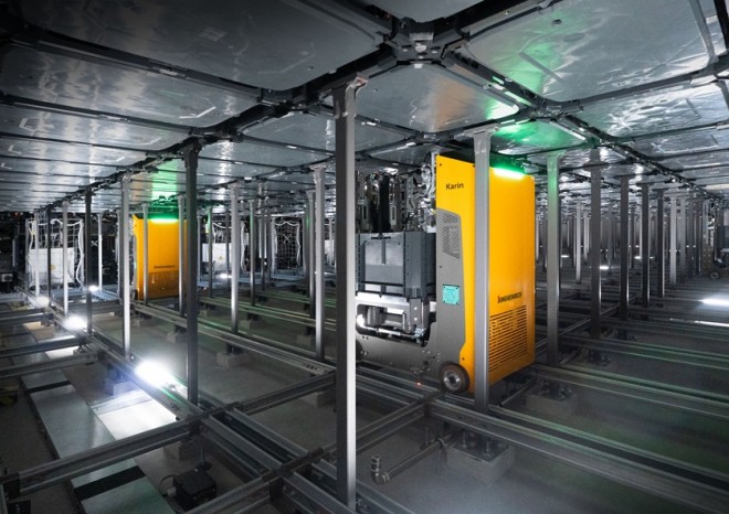 ​Společnost Schönenberger uvedla do provozu první systém Jungheinrich PowerCube na světě