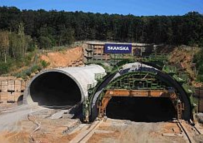 Jižní část pražského okruhu se otevře na konci léta