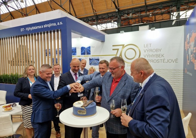 ​Výhybky z Prostějova už 70 let míří na koleje po celém světě