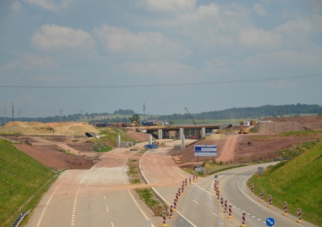 ​SPS: Stavební produkce v březnu meziročně klesla o 8,3 procenta