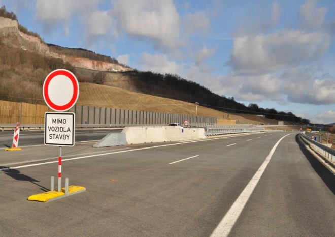 ​Vláda asi odmítne vyčlenění části výnosu z daní na opravu silnic