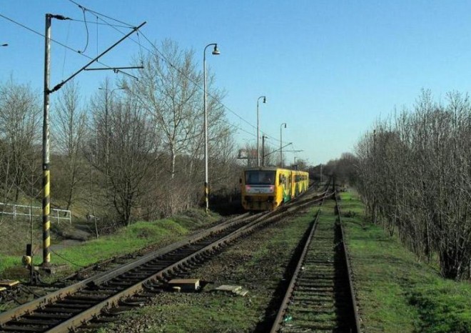 Na jaře asi začne rekonstrukce železnice mezi Pardubicemi a Hradcem Králové