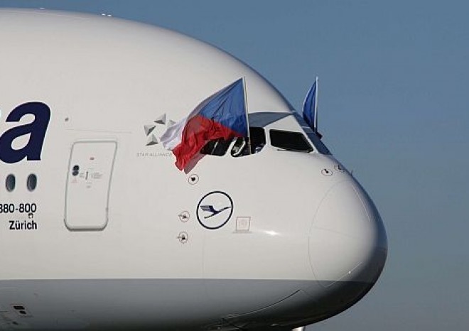 Airbus A380 poprvé v Ruzyni