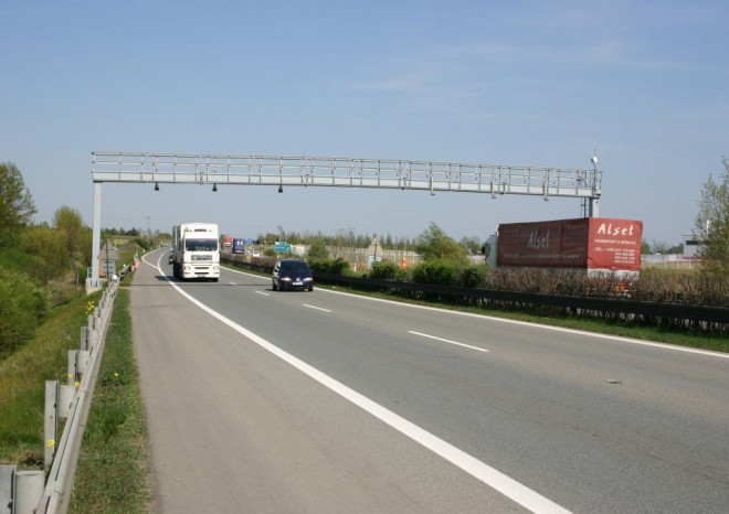 Stát chce po dopravcích miliony za chybně uvedené emisní třídy