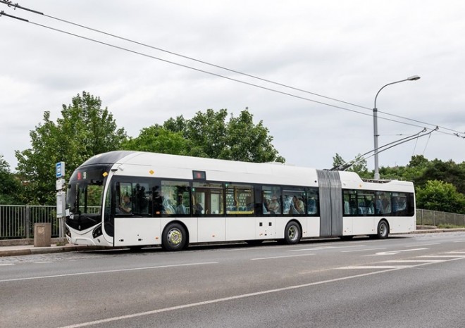 ​Škoda Group předala do užívání první dva trolejbusy pro Esslingen